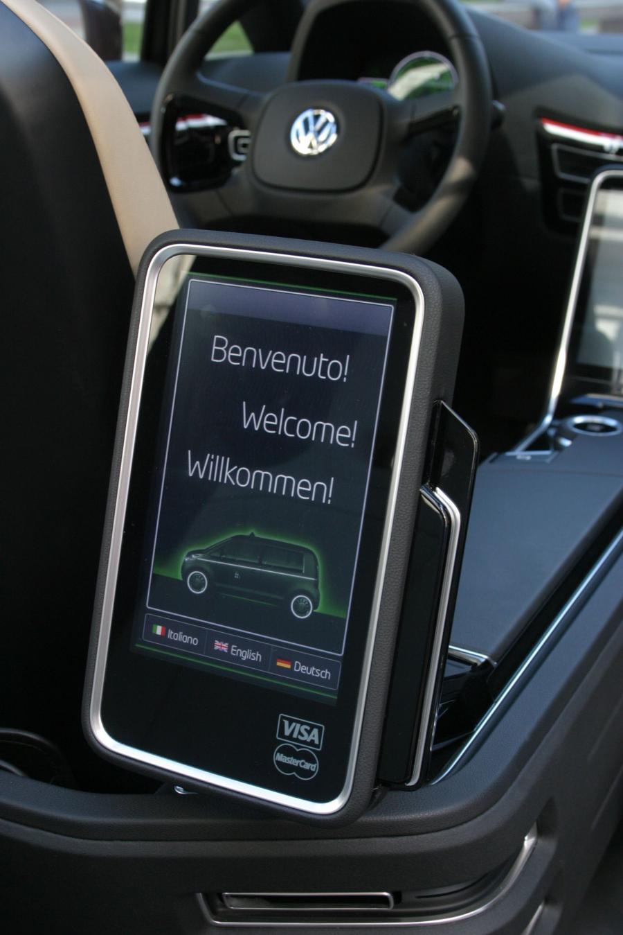  Volkswagen Milano Taxi Concept 2010 года  (фото 14 из 44)